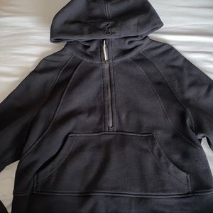 Lululemon Scuba Half Zip Black Size M/L